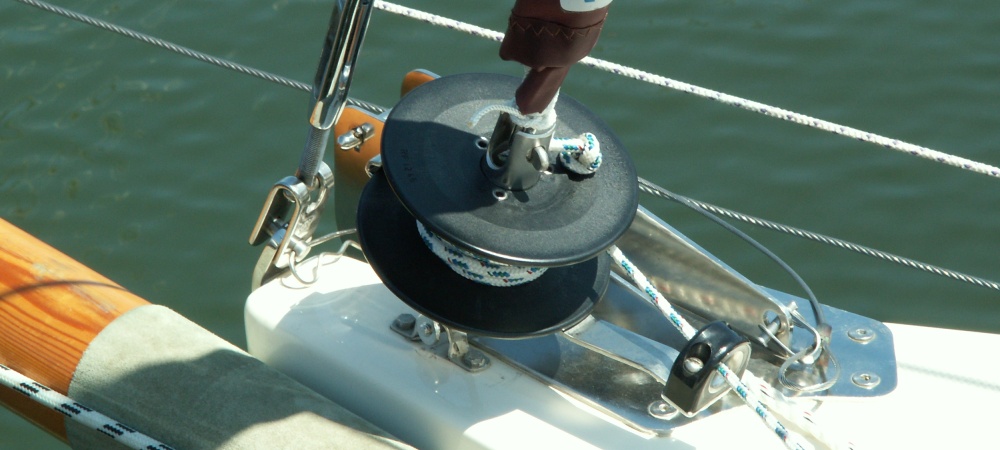 Staysail furler. Nice and simple. This uses the same furler as the genoa.